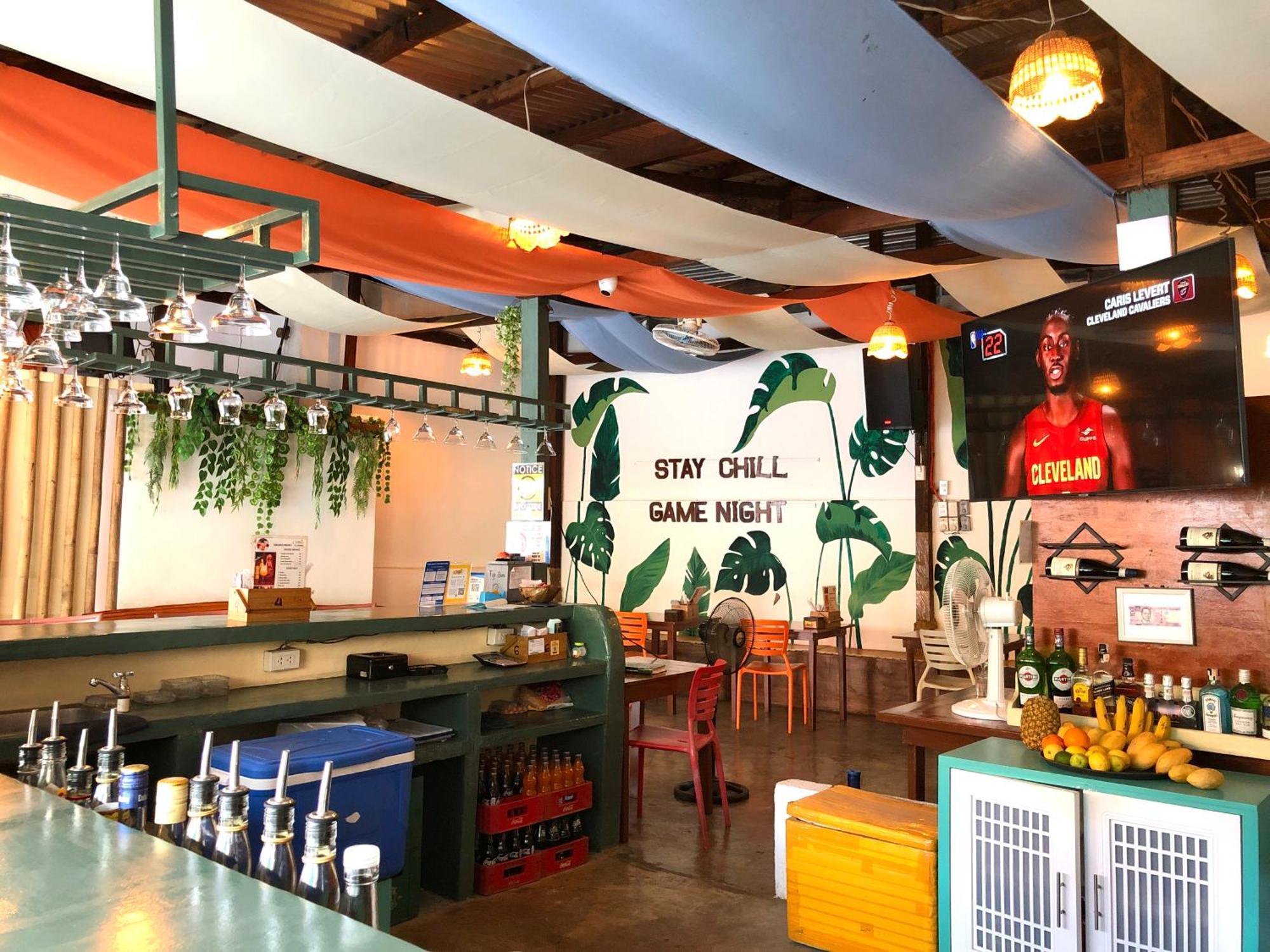 Chill Out Hostel Balabag  Luaran gambar