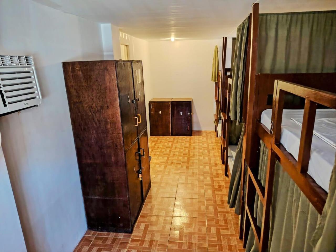 Chill Out Hostel Balabag  Luaran gambar